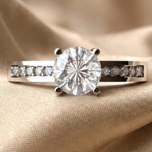 Side Stone Ring – F4324