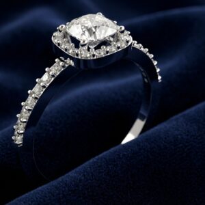 Halo Ring – F4184 Cushion