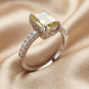 Moissanite Side Stone Ring – F4886Plat
